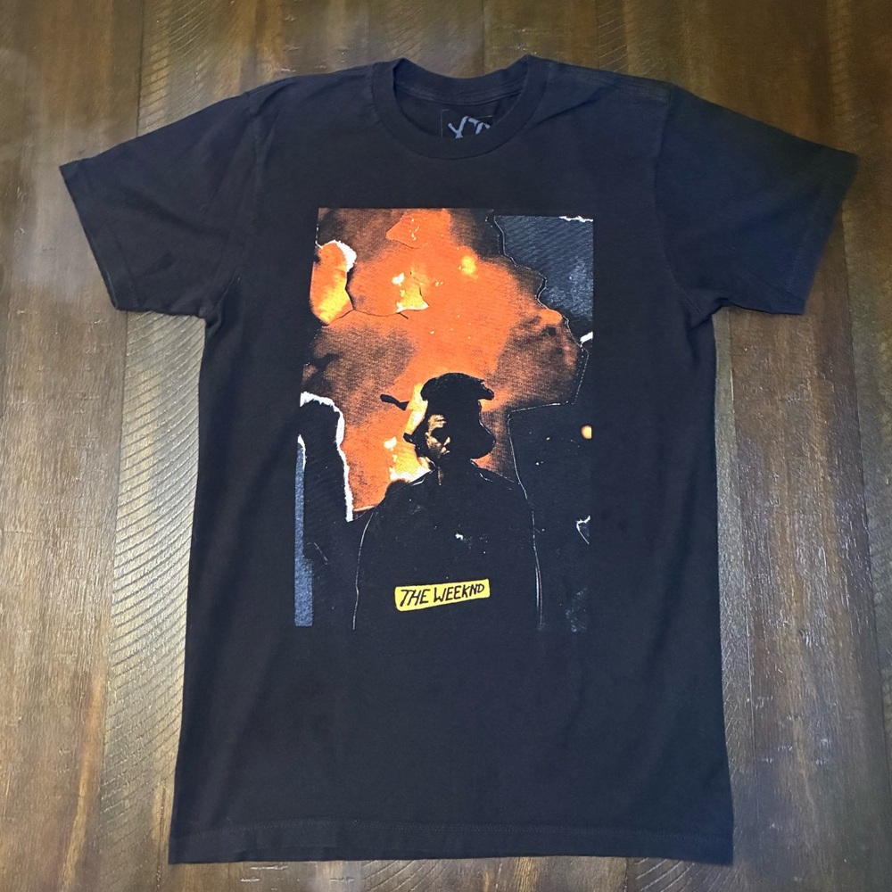 The Weeknd XO Tour T-Shirt Small Black Flame Graphic Cities Back Used